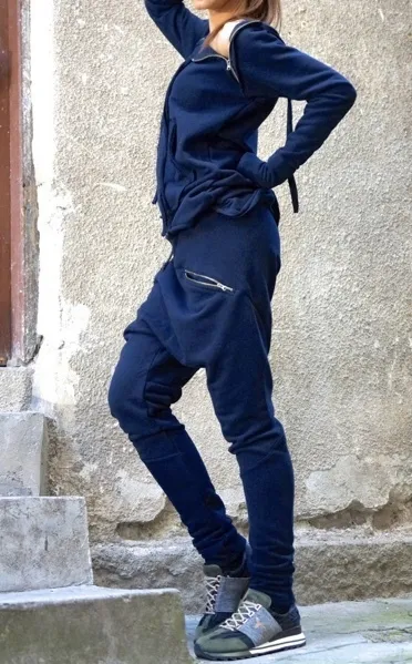 Aakasha  |Hoodies & Sweatshirts