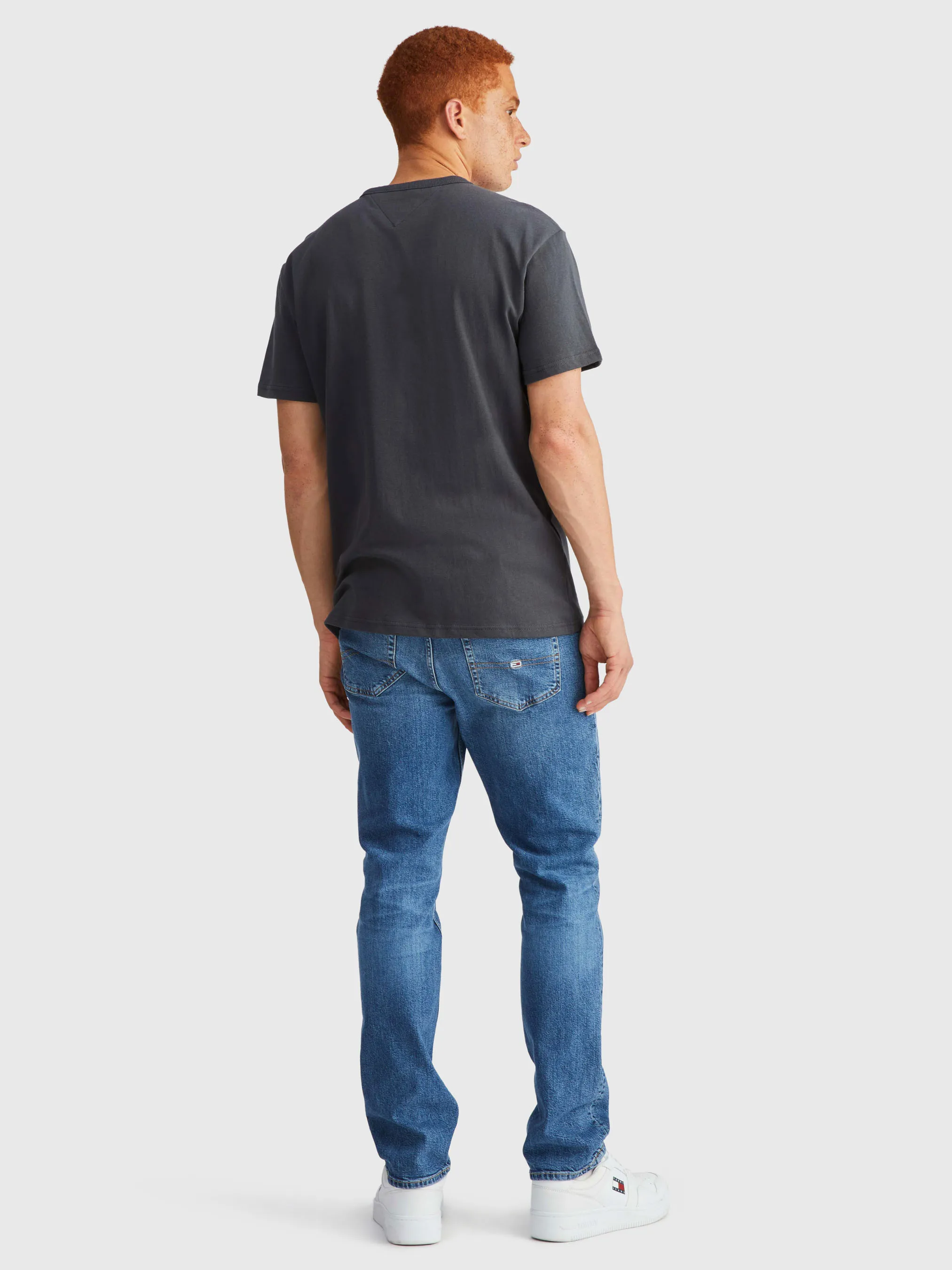 Badge Classic Fit T-Shirt | T-Shirts | Tommy Jeans