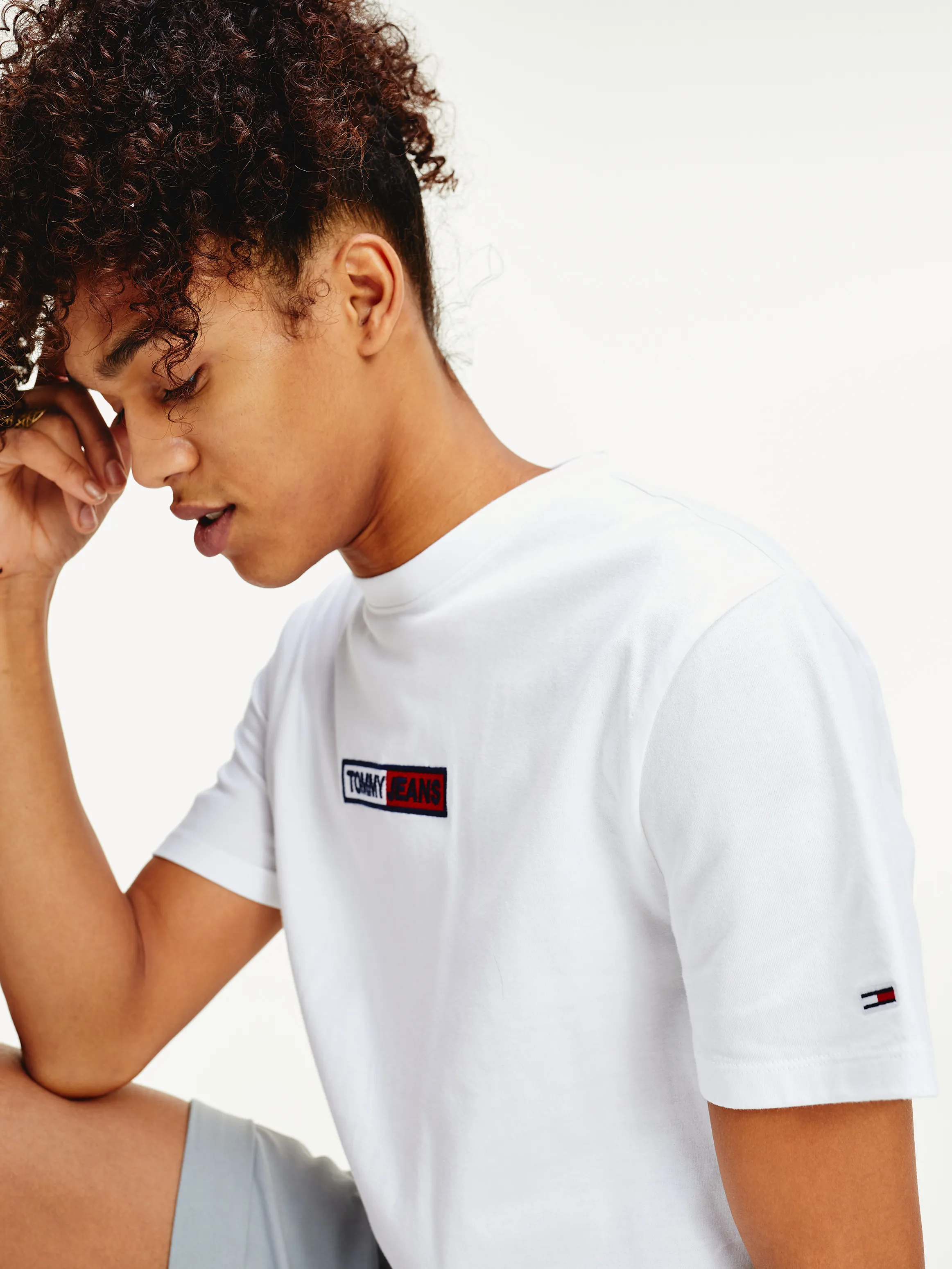 Box Logo Embroidery T-shirt | T-shirts | Tommy Hilfiger
