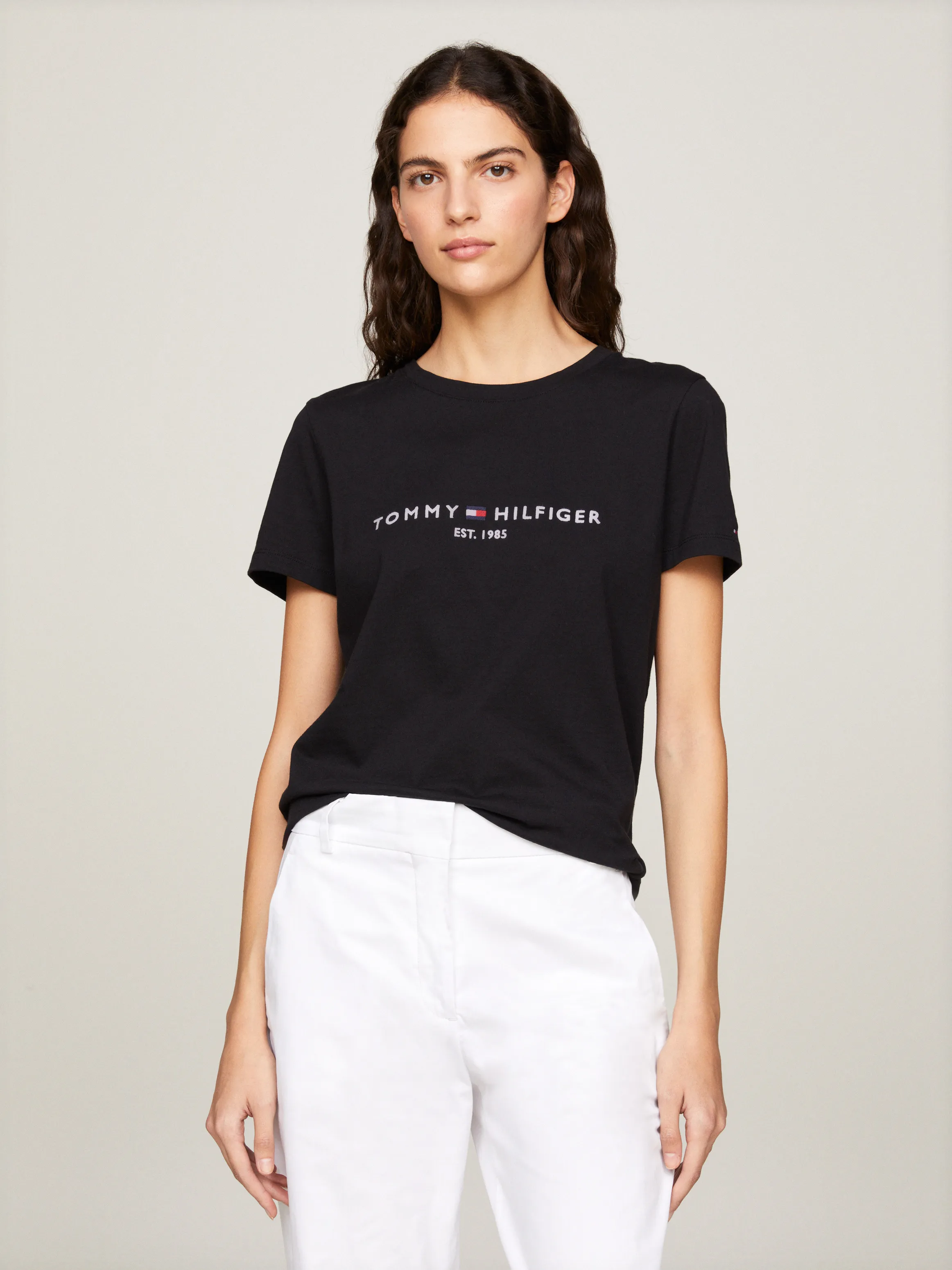 Essential Crew Neck Logo T-Shirt | T-shirts | Tommy Hilfiger
