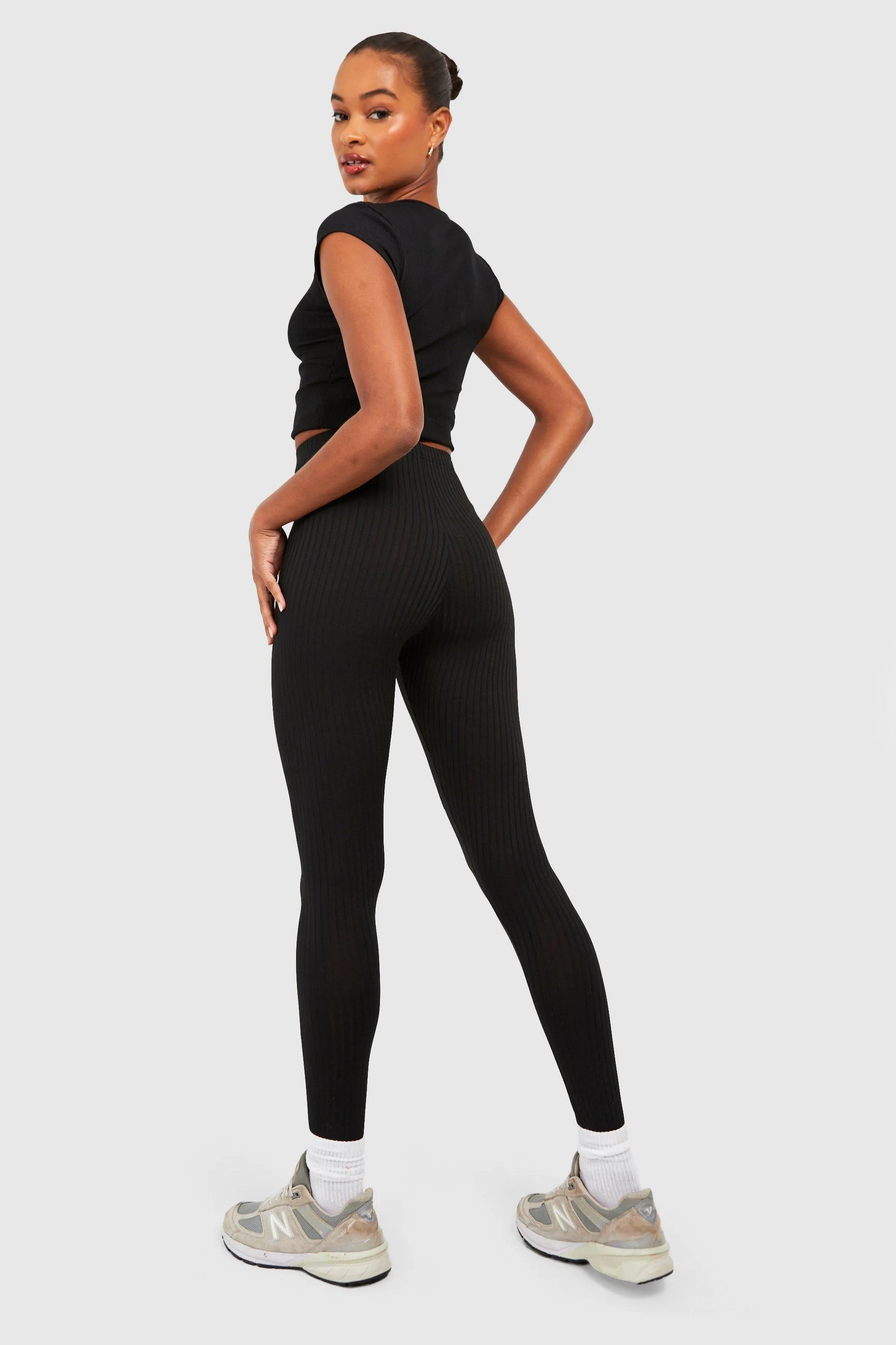 Leggings | Tall Thick Ribbed Mid Rise Basic Leggings | boohoo