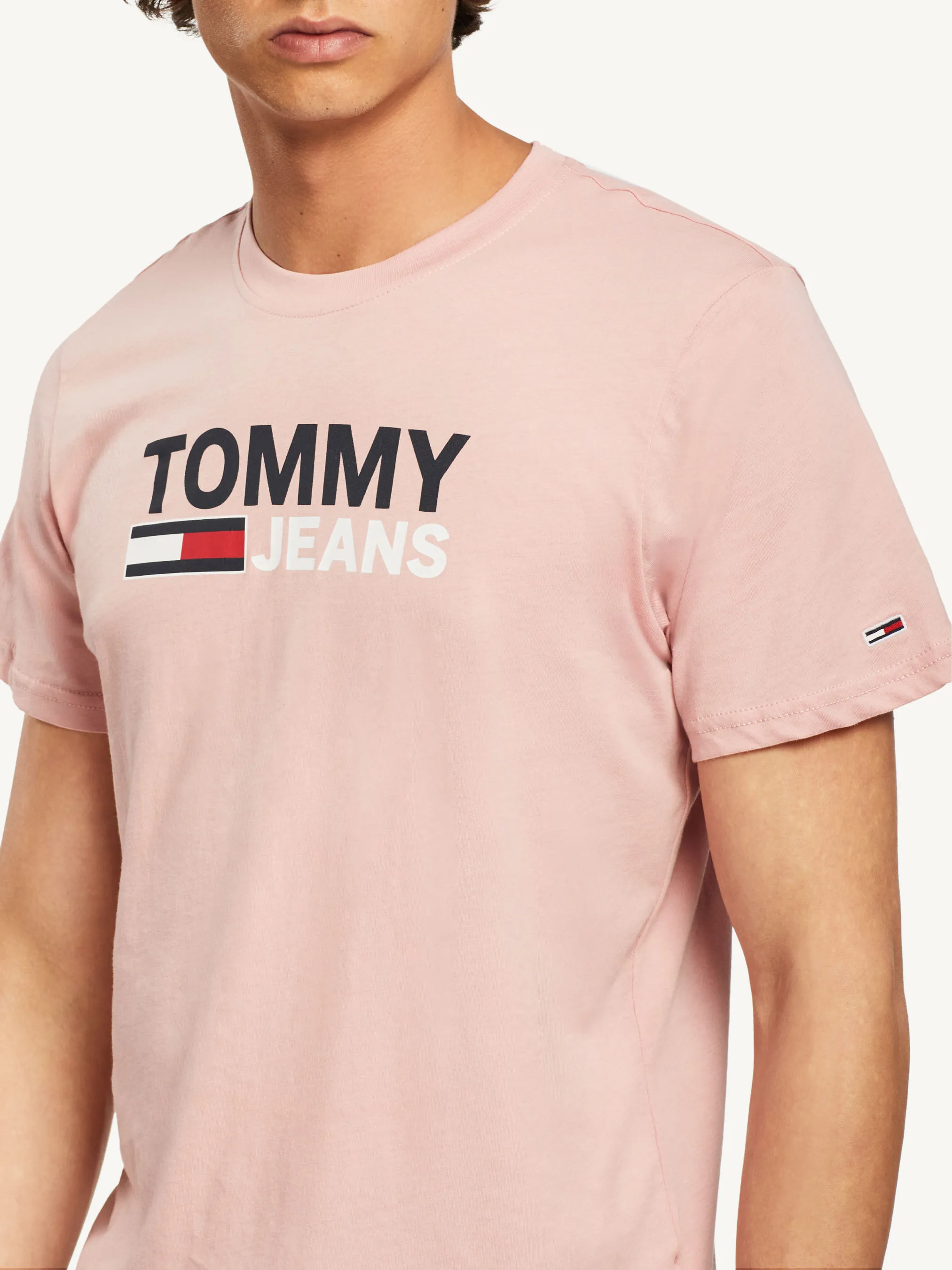 Tommy Corp Logo Tee | T-Shirts | Tommy Jeans